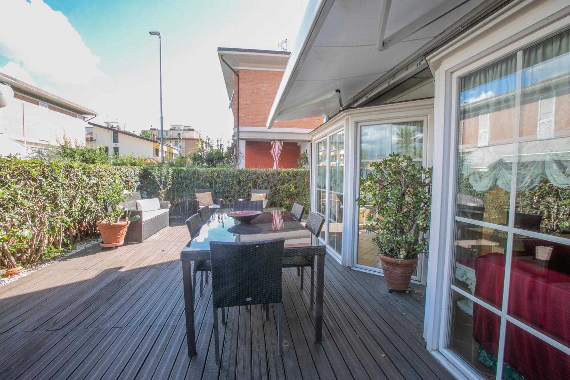 Maison Renee Viareggio Ngoại thất bức ảnh